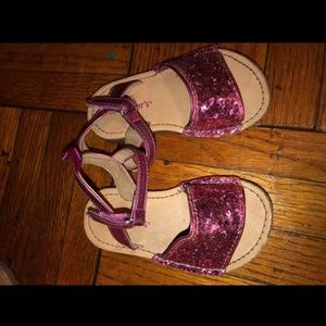 Girl’s sandal